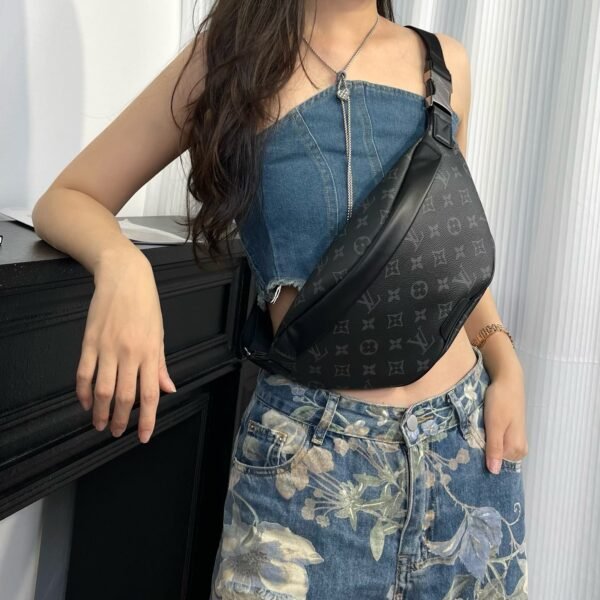 LOUIS VUITTON  M46035